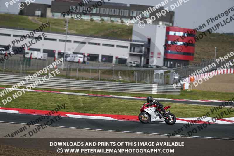 cadwell no limits trackday;cadwell park;cadwell park photographs;cadwell trackday photographs;enduro digital images;event digital images;eventdigitalimages;navarra;no limits trackdays;peter wileman photography;racing digital images;trackday digital images;trackday photos